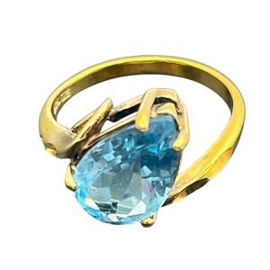 Gold plated blue teardrop shaped CZ vintage cocktail ring size 8
